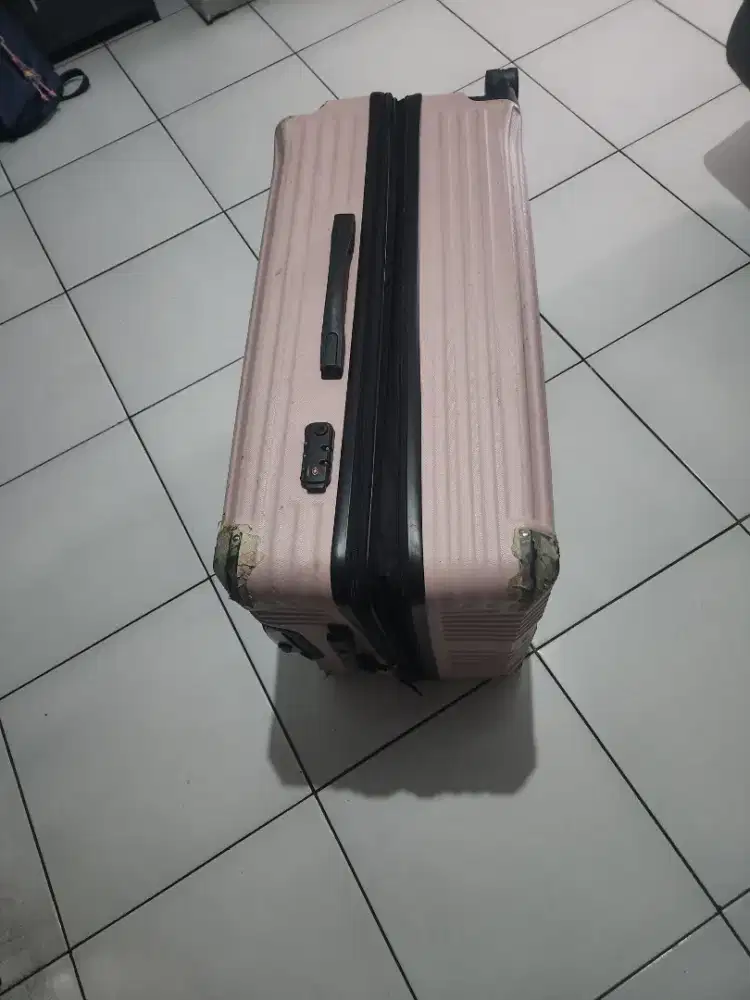 Koper besar hilang roda 1