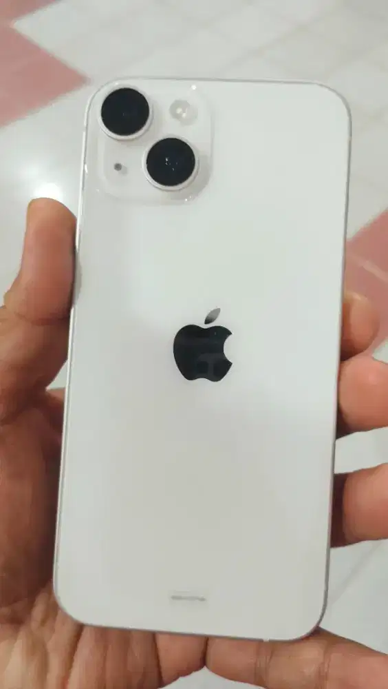 Iphone 14 basic 128gb Starlight Garansi ON BLIBLI RESMI