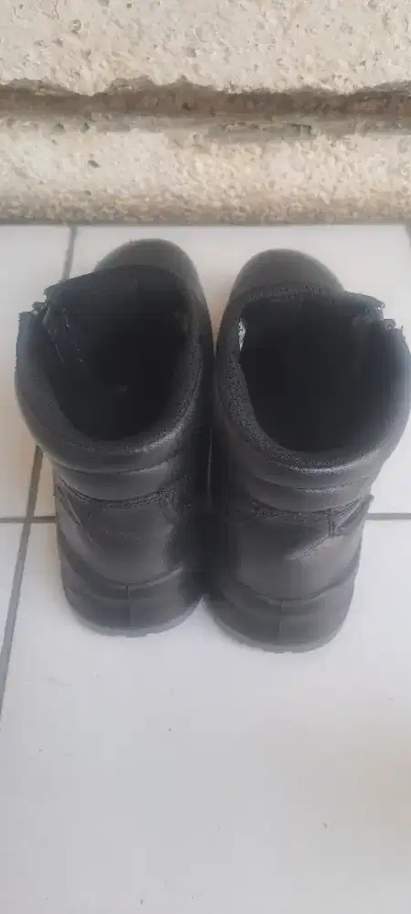 Jual murah sepatu safety cheetah no 8/42