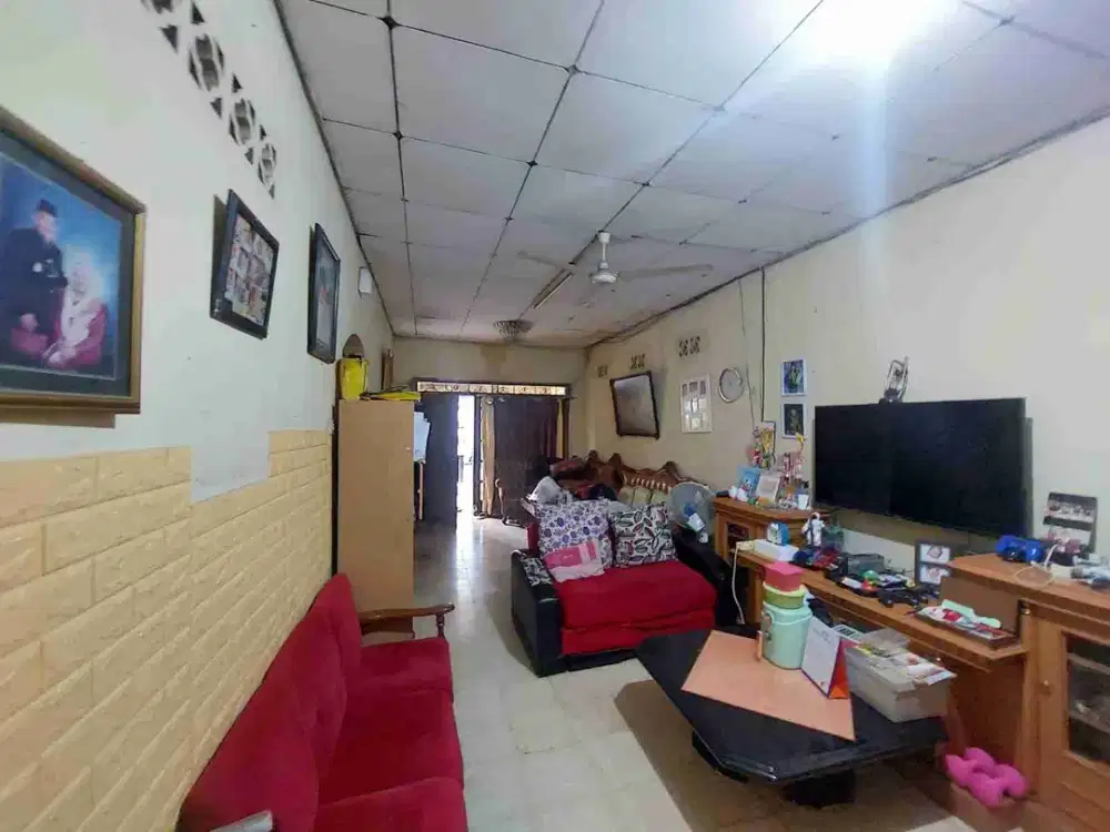 Rumah strategis di sukabumi kebon jeruk jakarta selatan