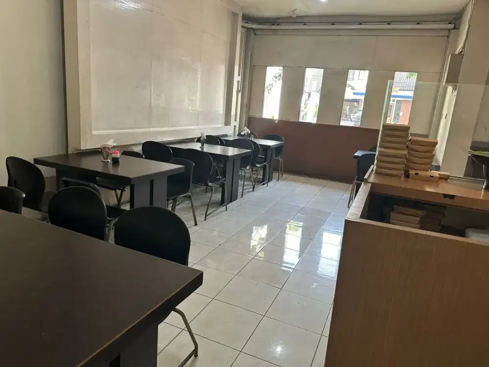 Dijual Ruang Usaha Siap Pakai Cocok untuk Cafe, Minimarket, Kantor Lokasi Strategis di Mainroad Pajajaran Bandung