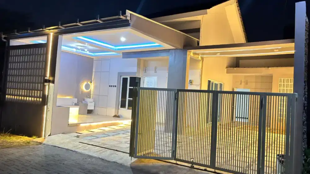 Rumah di jual baru siap huni mewah jatisari mijen jalan lebar