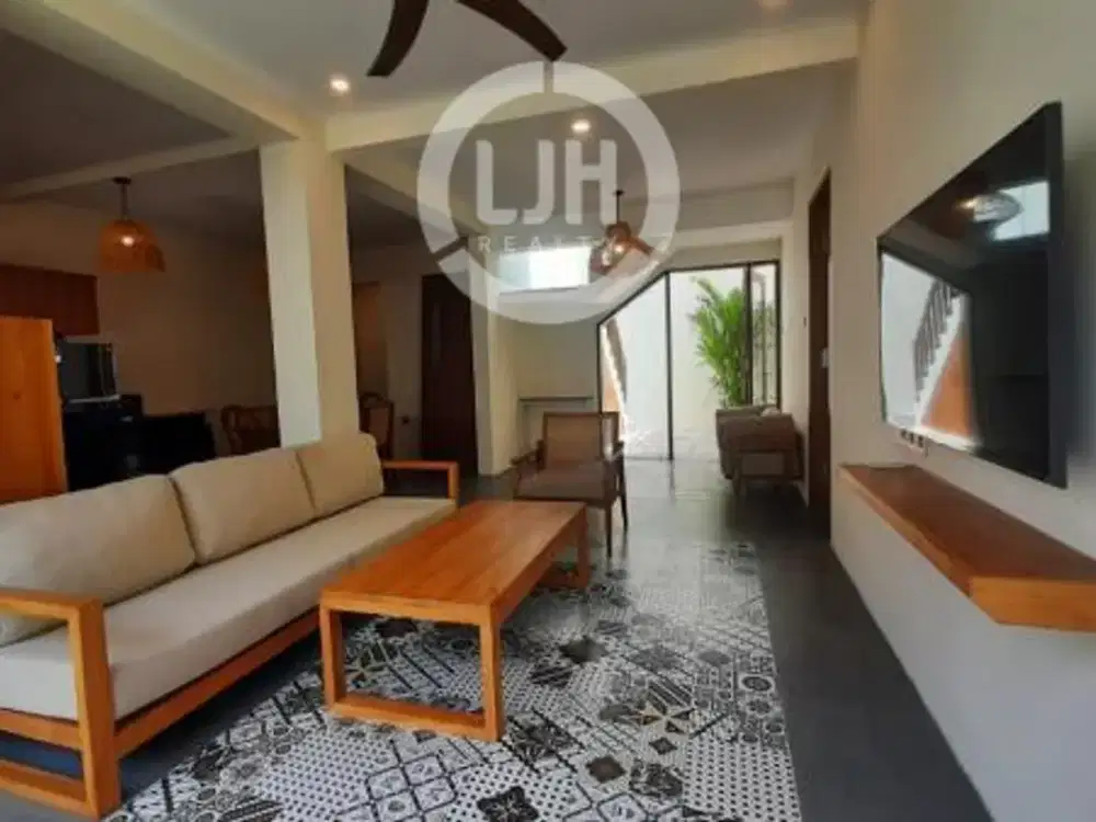 Tropical Modern House with 3 Bedrooms in Sunset Road, Kuta, Fully Furnished, Near to Mall and Airport Ngurah Rai