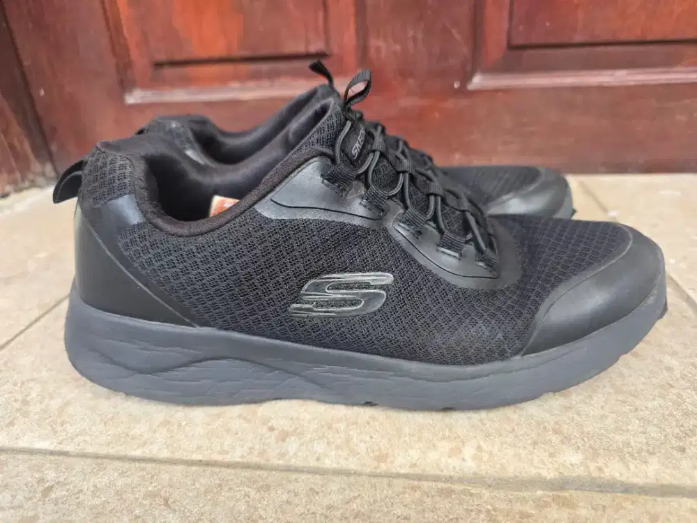 Skechers Full black slip In Original