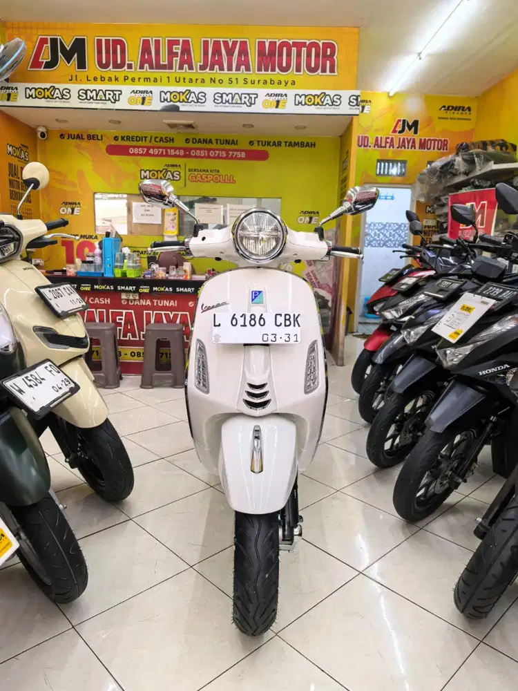 Low km 2rbn* Vespa Primavera s150 ABS 2026