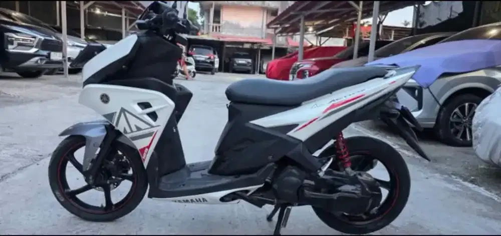 Yamaha aerox 2016