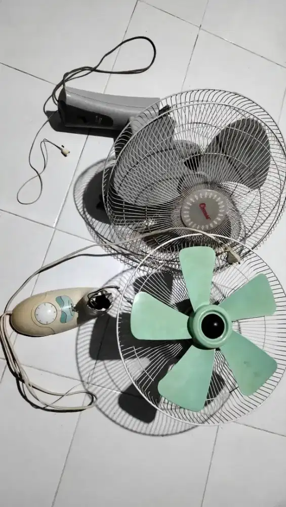 Kipas angin keduanya