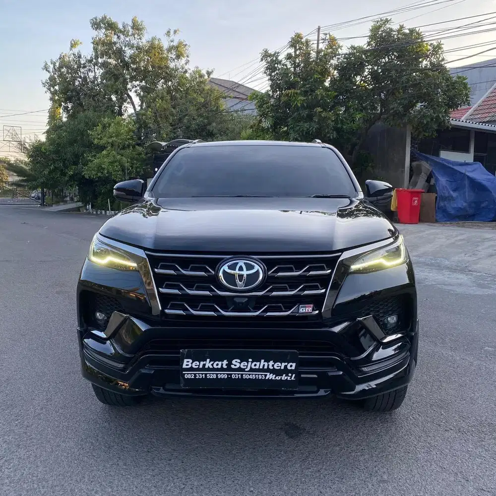 DP 47jt Toyota Fortuner GR Sport 2,8 Matic 2023 PAJAK BARU