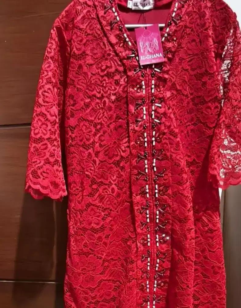 Dress brukat wanita