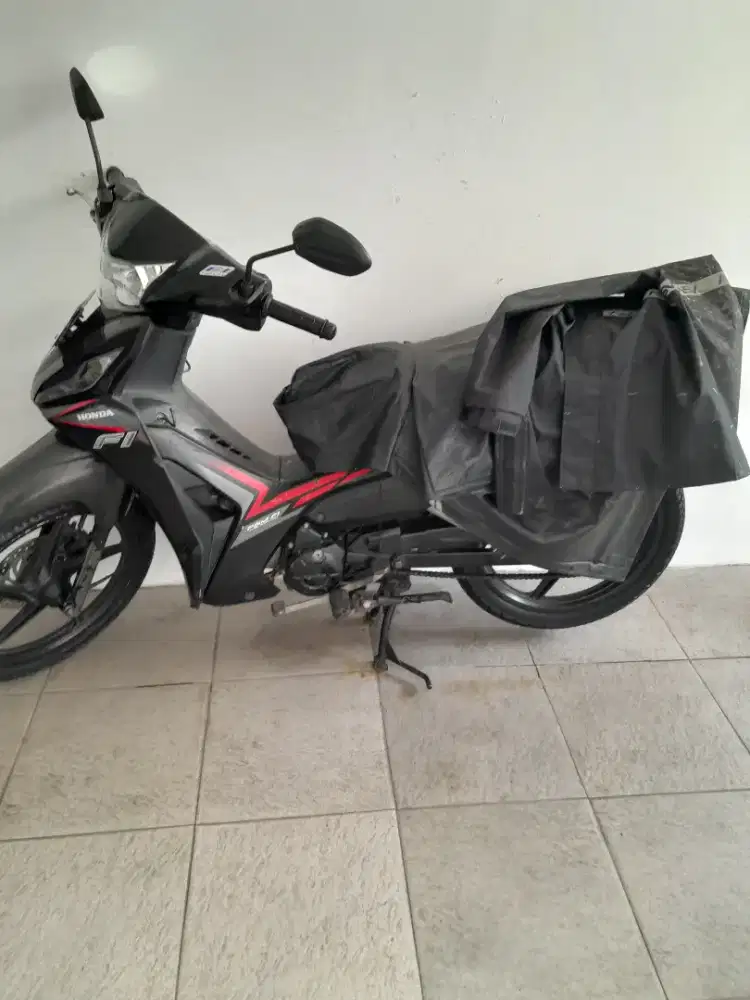 Dijual Honda Revo F1 2015 sangat terawat