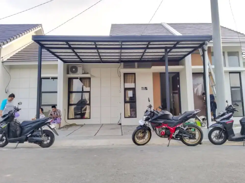 Kanopi baja ringan terpasang rapi