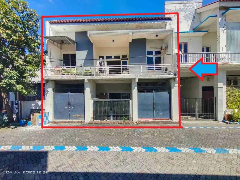 Lelang rumah dua lantai tropodo waru sidoarjo