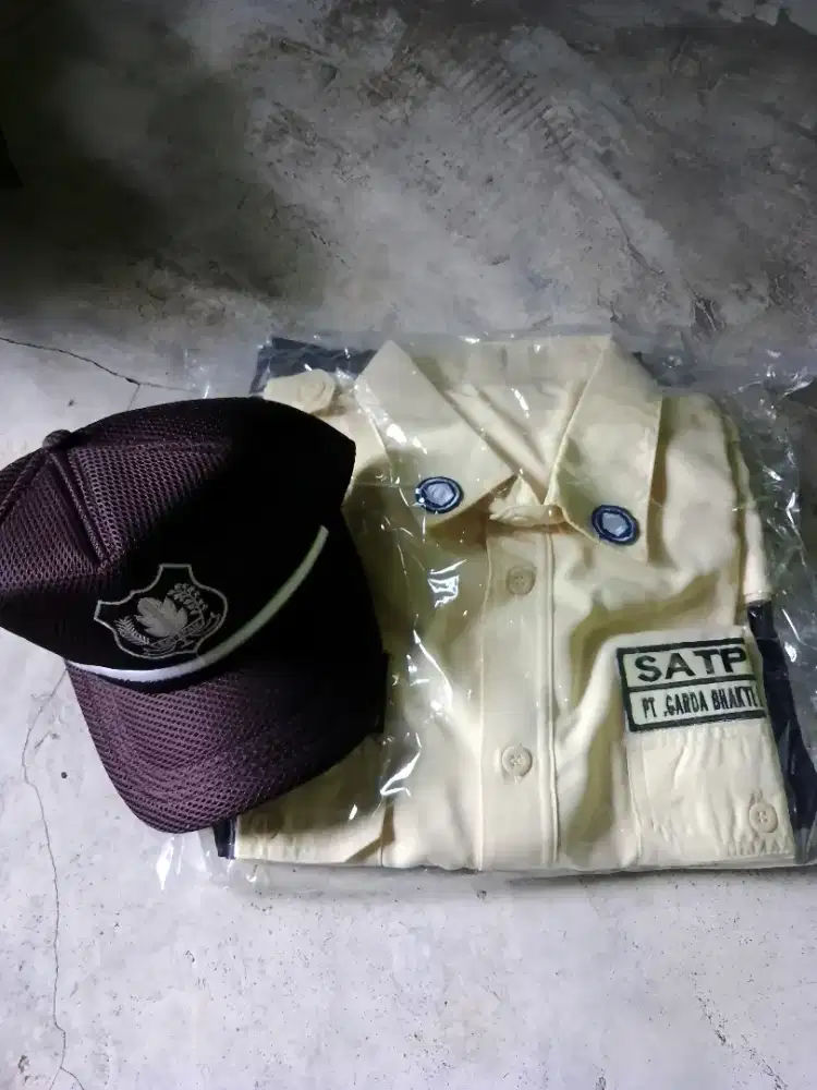 Jual perlengkapan satpam lengkap