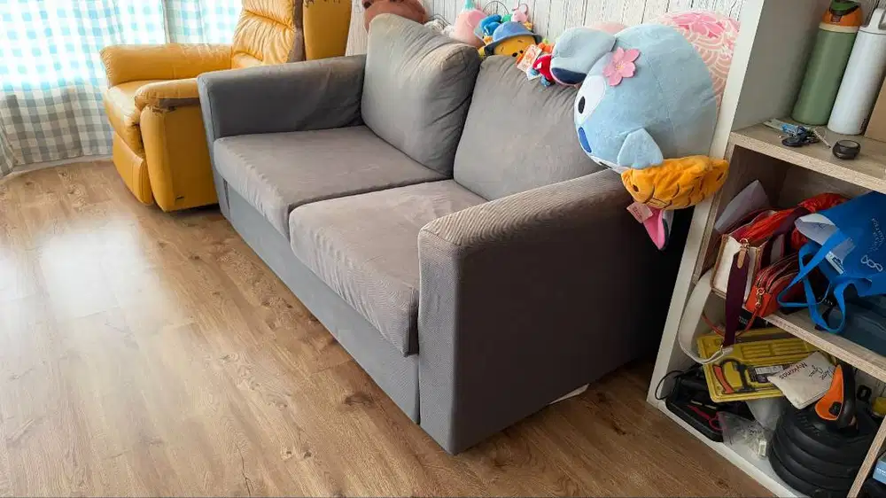 Sofa IKEA 2 Dudukan Abu-abu 170 cm Terawat Ambil di Gandaria