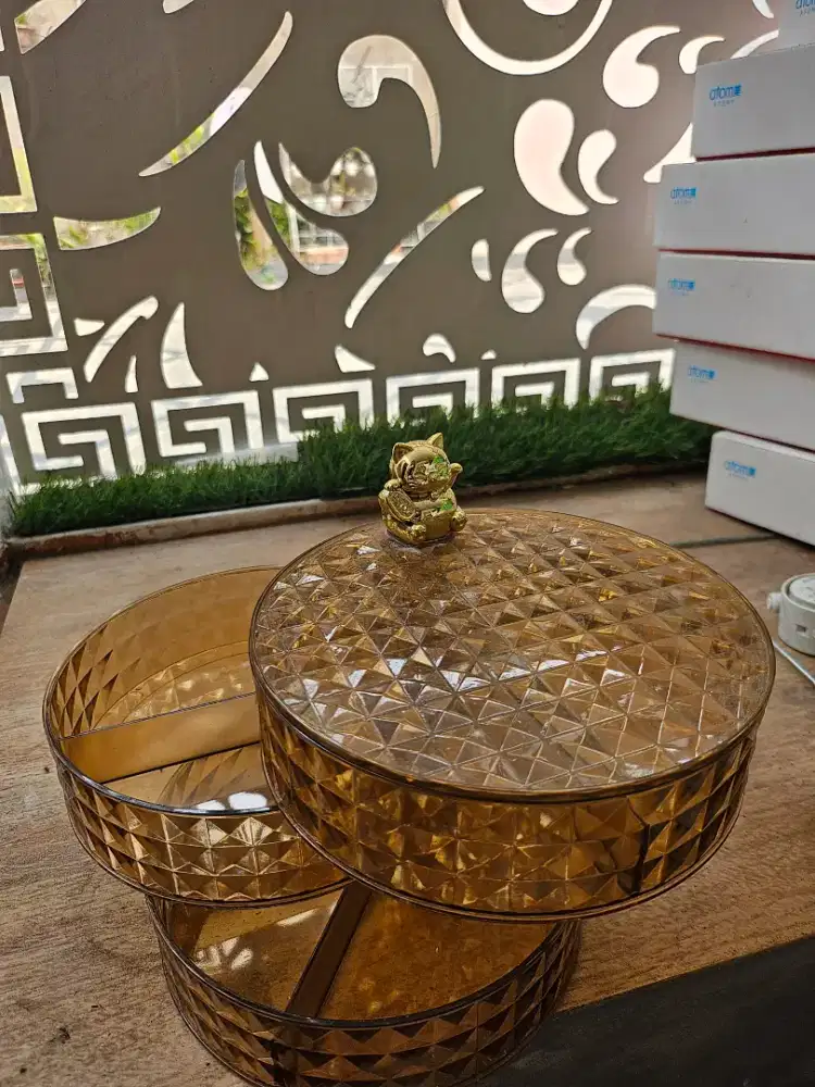 TEMPAT PERMEN ATAU ASESORIS