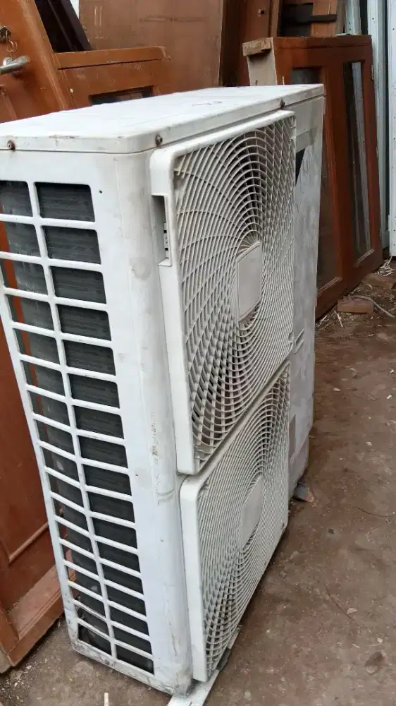 AC FCU Daikin indoor &  outdoor.