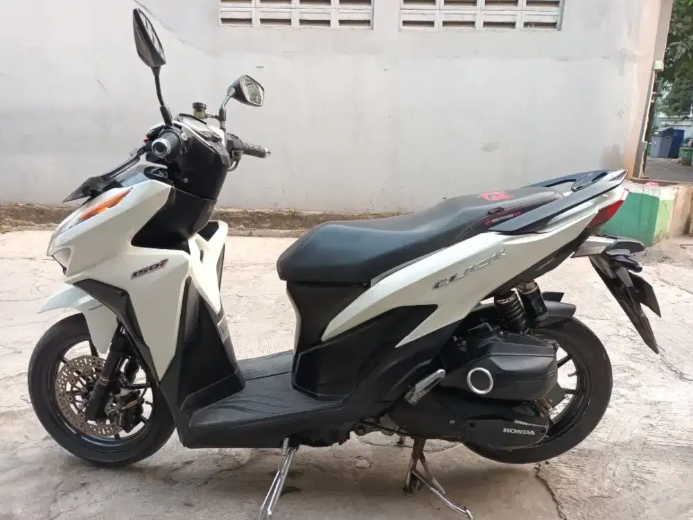 Di jual motor vario 150 keyless tahun 2019