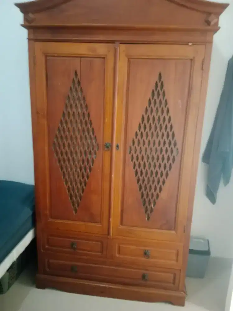 Jual Lemari Jati Asli Murah!!