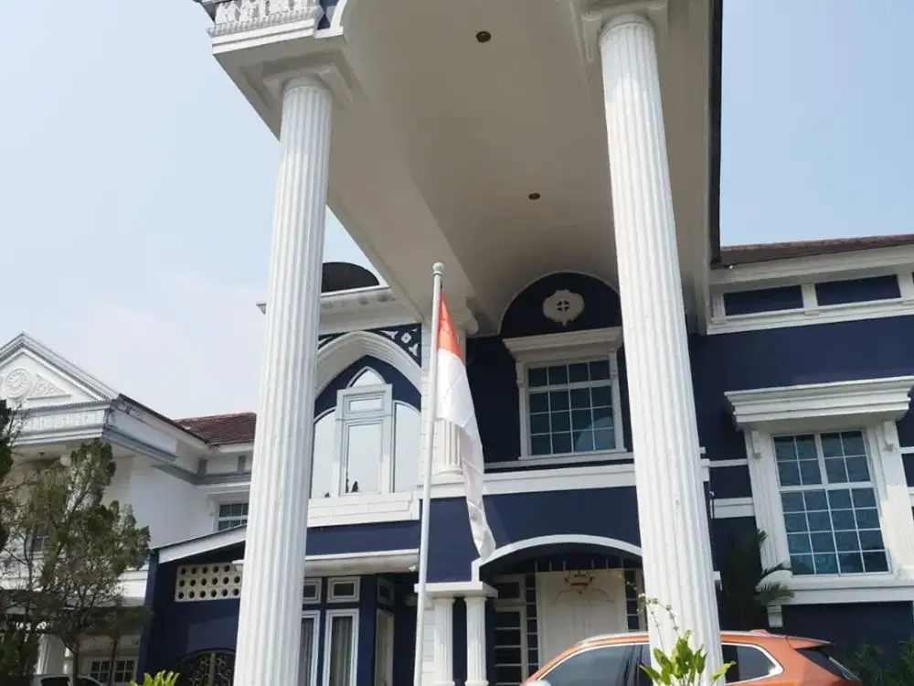 Dijual Rumah Mewah di Legenda Wisata