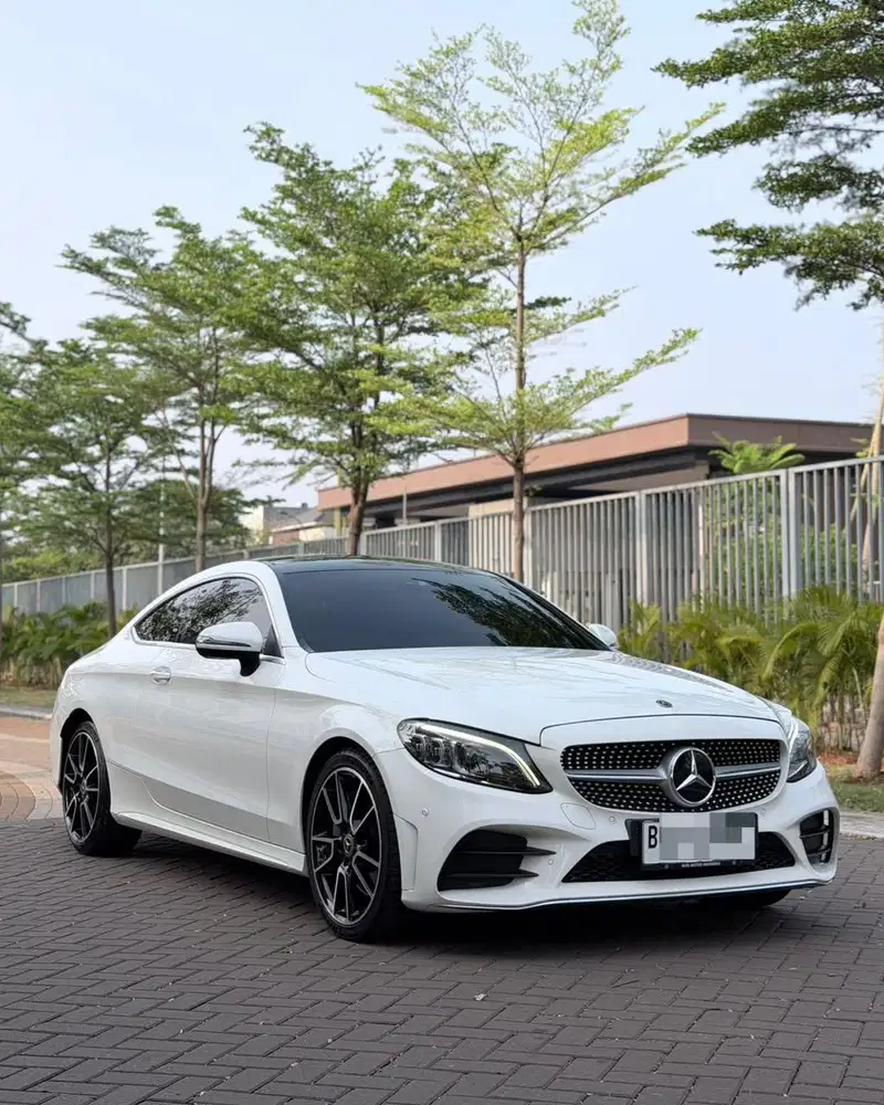 mercedes benz c300 coupe amg