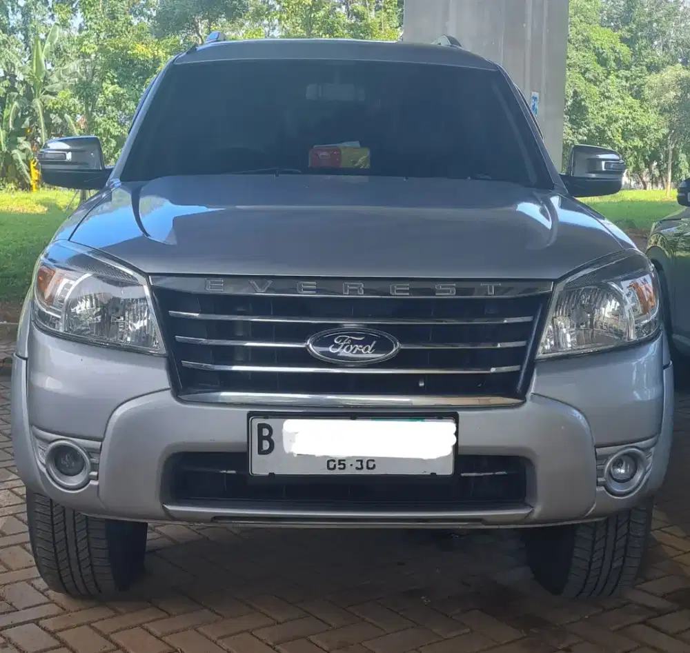 Ford Everest 2.5 XLT siap pakai