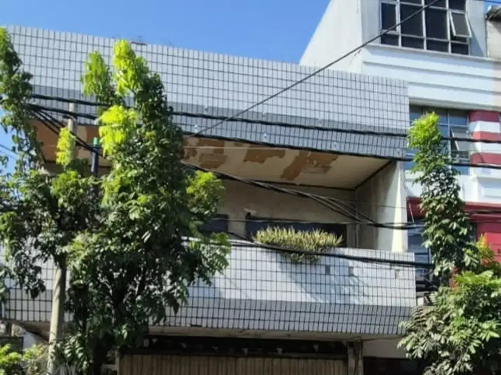 Disewakan Ruko di Kapasan dekat Pasar Atom