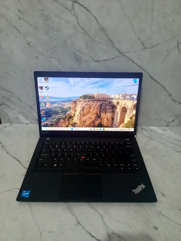Lenovo thinkpad t14 g2 core i5-1145g7 touchscreen SECOND CEK DESKRIPSI