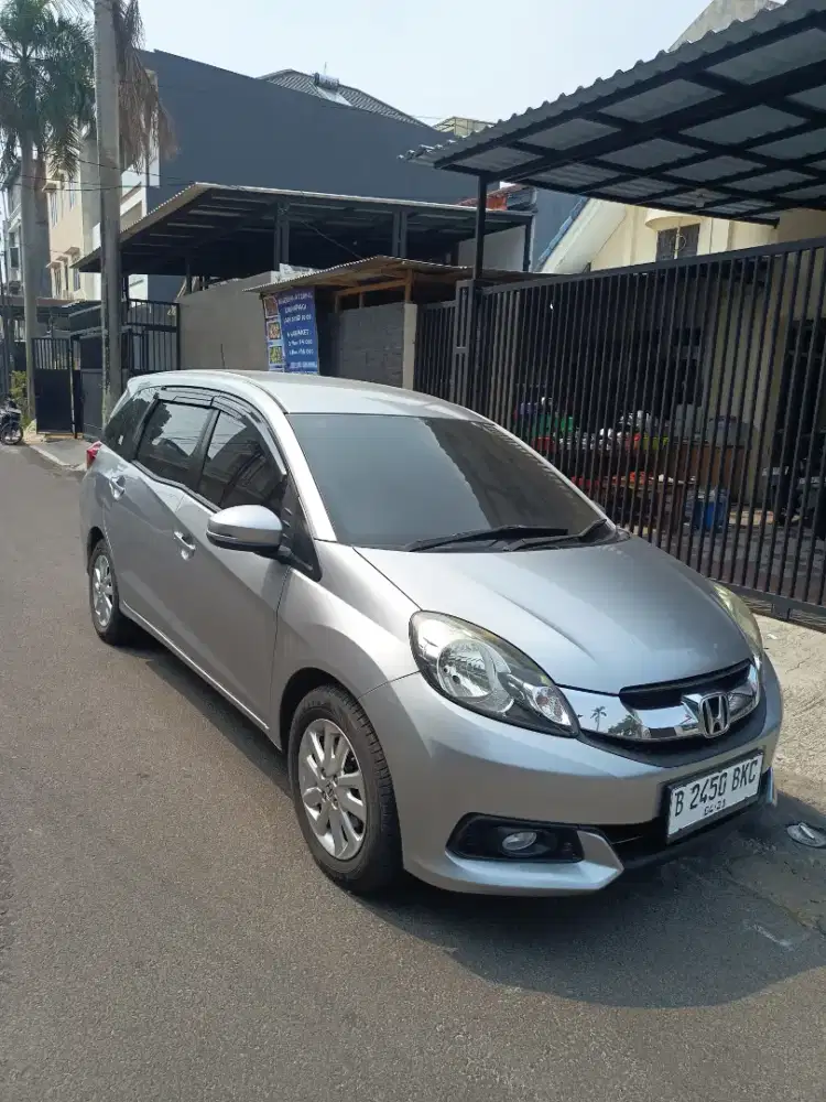 Honda Mobilio (2016) 1.5 E Bensin - Manual Rp. 120.000.000