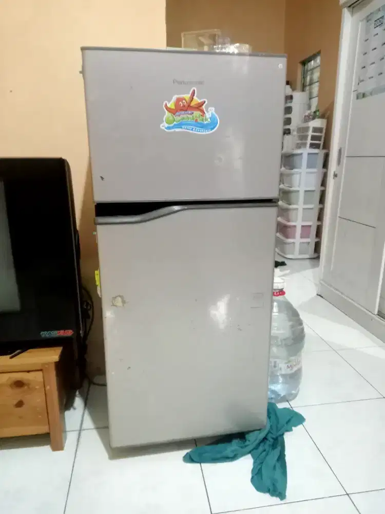 Jual lemari es PANASONIC 2 pintu