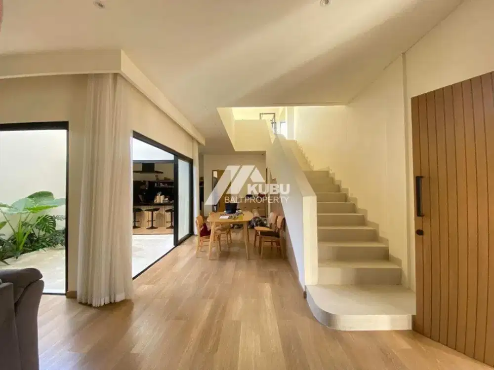 KBP1459 New house with minimalist design in the complex area.  This house has 4 bedrooms with 3 bathrooms, with all rooms on the 2nd floor, the livin