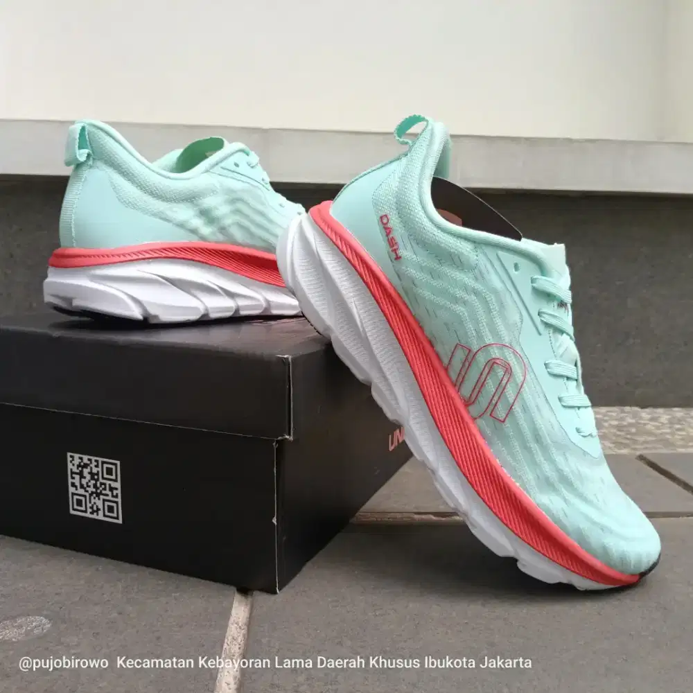 Sepatu jogging size 38