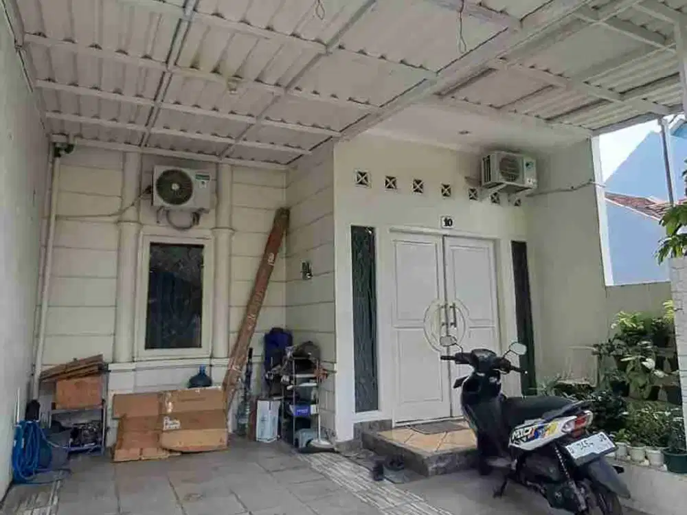 Rumah di Istana Kawaluyaan buah batu soekarno hatta, siap huni keamanan 24 jam