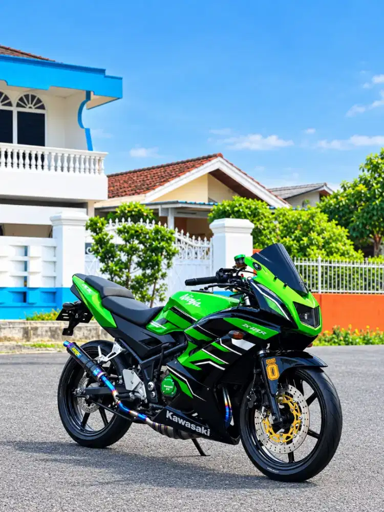 Kawasaki Ninja 150RR 2015