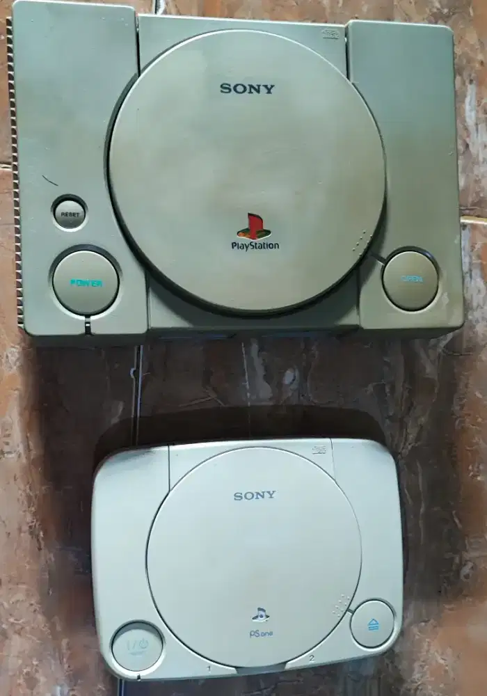 BORONGIN semuanya PS1 VINTAGE HANYA PS AJA KONDISI BAGUS