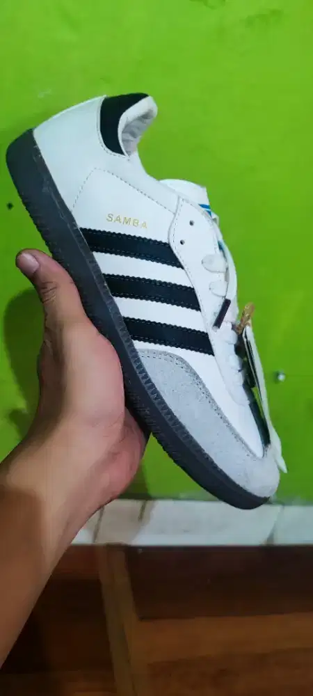 Adidas samba size 40 jarang dipakai bagus banget