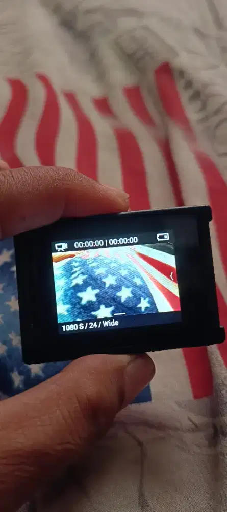 Dijual Go Pro Hero 4 dan 1 battery siap touring