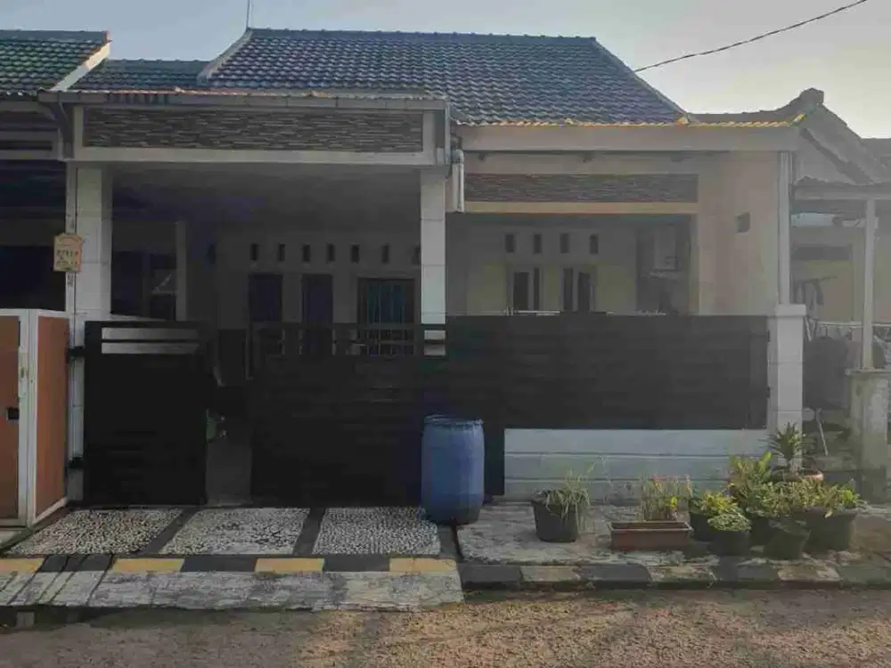 ekln Dijual rumah siap huni