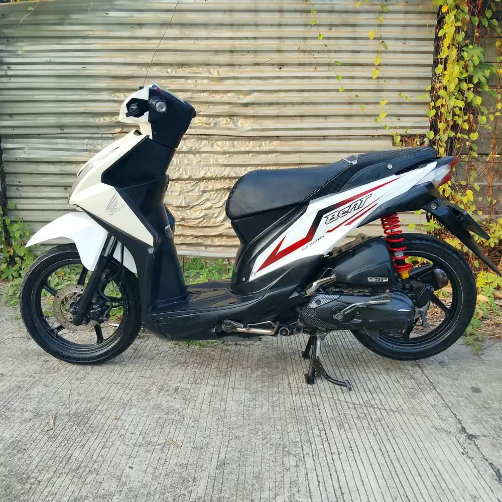 Honda Beat FI tahun 2016 (Pajak Hidup)