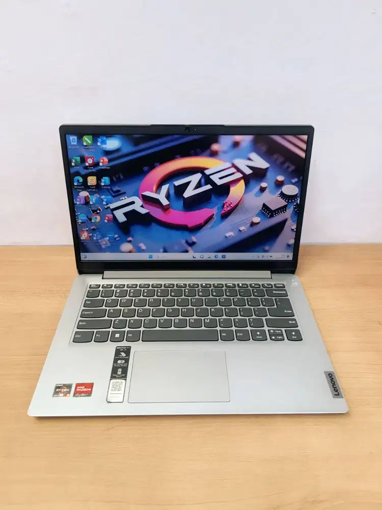 Lenovo ideapad slim 1 AMD Ryzen 3 7320U Ram 8gb SSD 512Gb 14FHD Norma