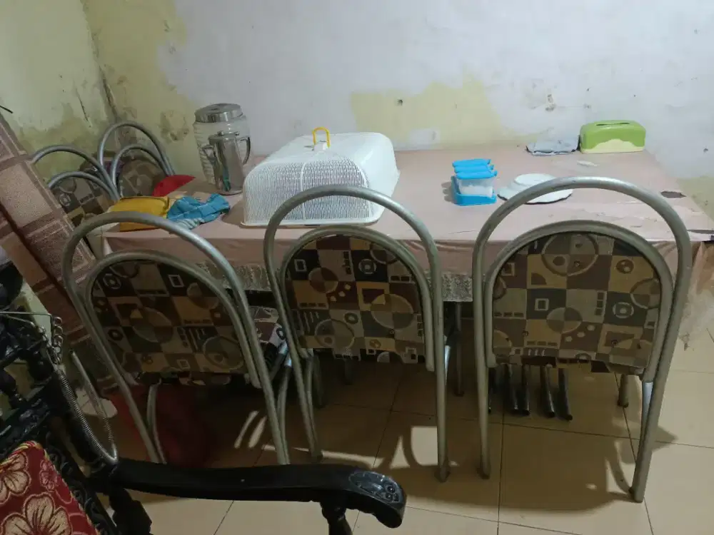 Jual meja makan stenlis meja temperal glass