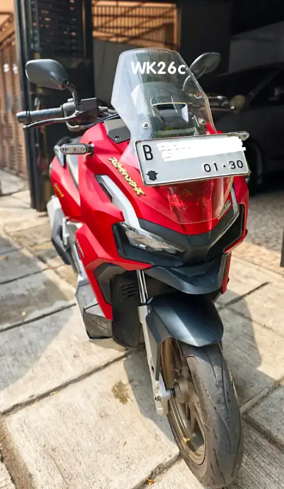 Dijual ADV 160 ABS type tertinggi Maknyuss