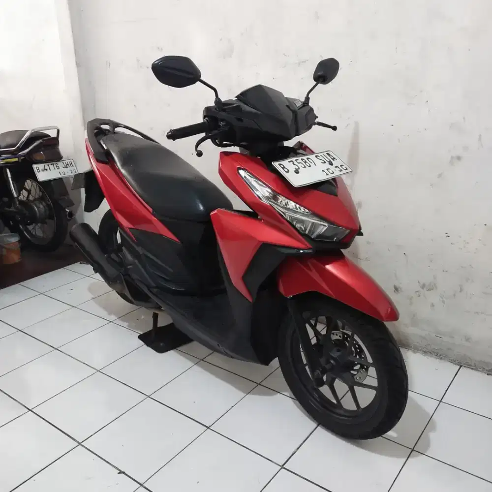Honda Vario 125 LED OLD 2015 Mesin Cakep Bagus Lengkap
