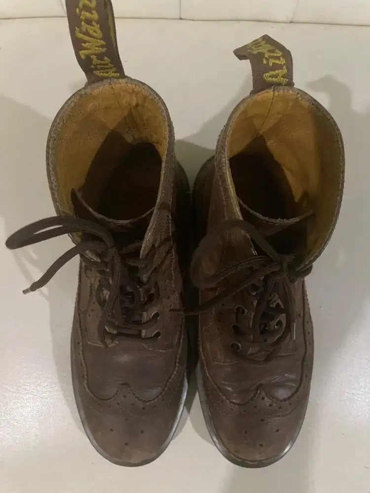 Dr martens wintip brogue