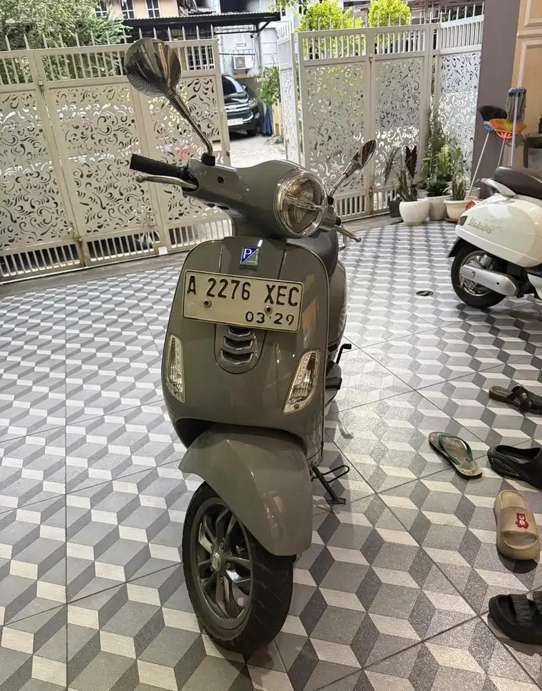 Vespa Primavera 2024 125 cc Iget tangan 1 bru jual cepat cash bu
