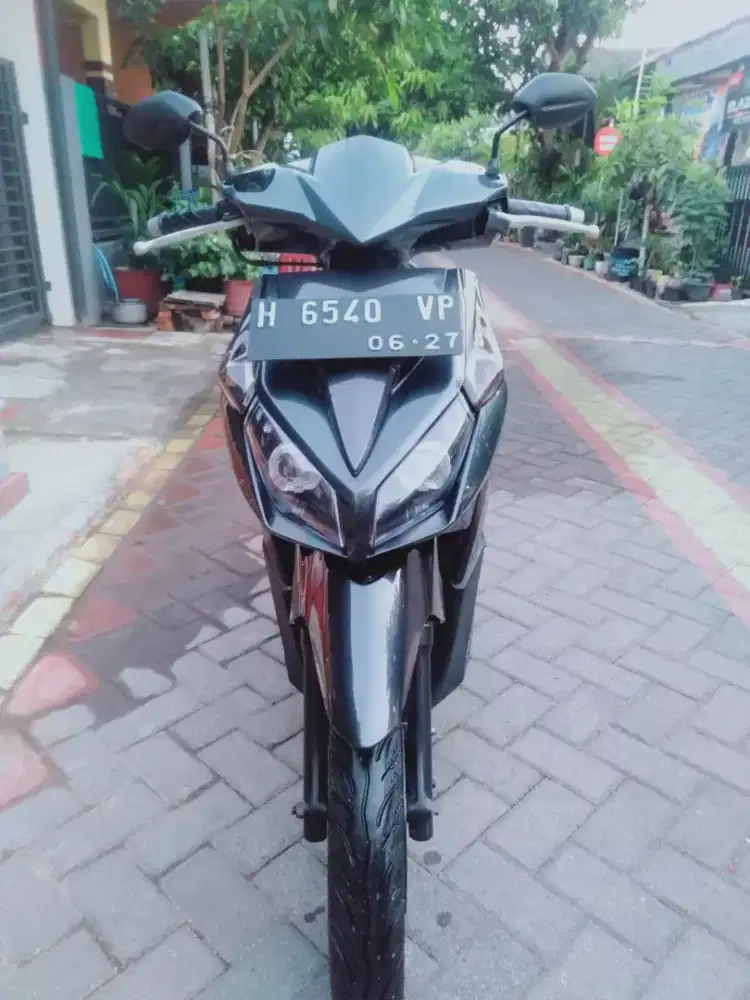 Vario 2011 karbu tangan pertama