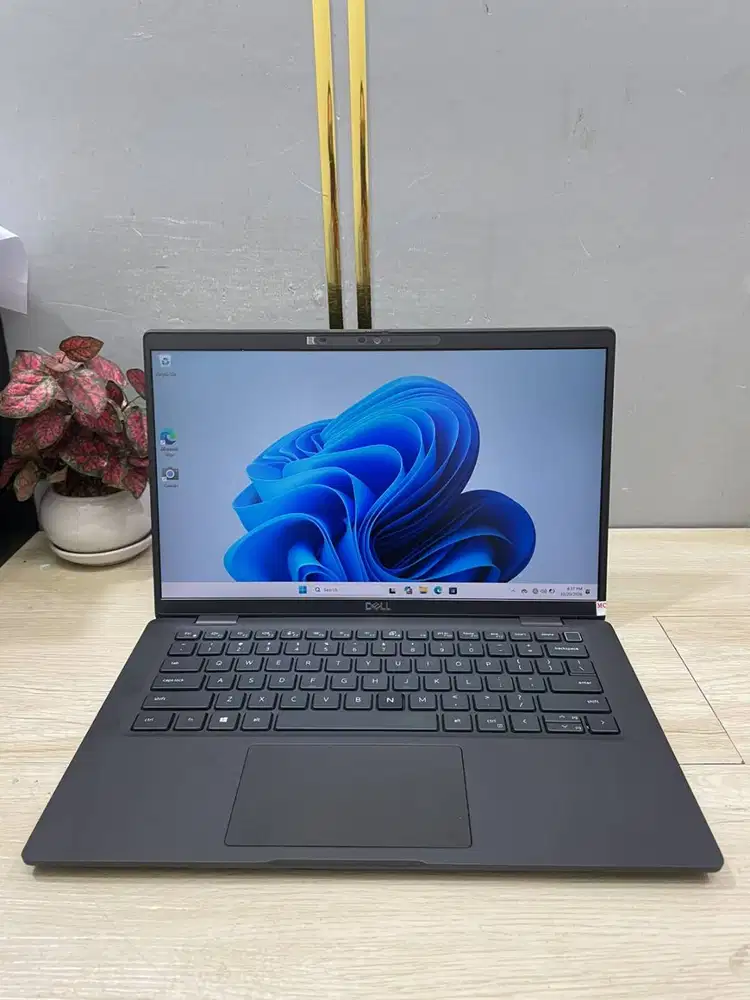 LAPTOP DELL 7420 i5 GEN11 16/256 LAYAR 14 INCH *ET
