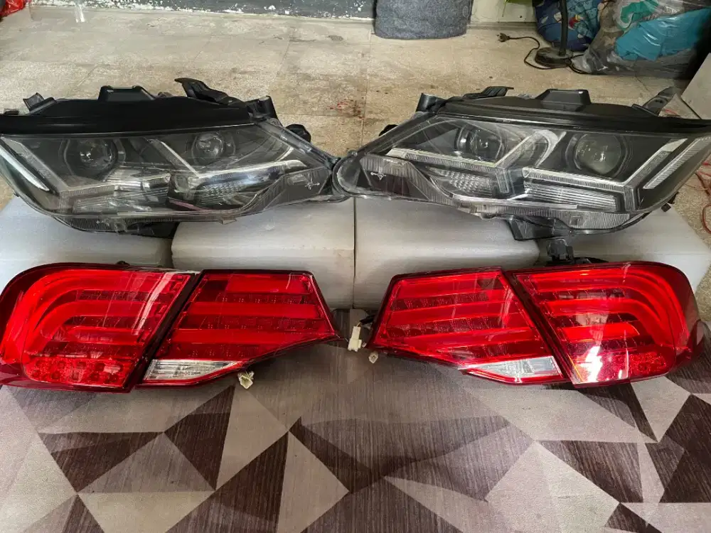 Headlamp Toyota Camry XV50 tahun 2012-2017