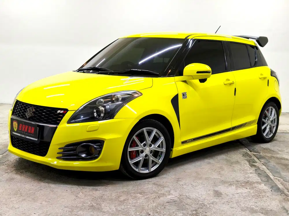 SUZUKI SWIFT SPORT 1.6 AUTOMATIC 2014 / 2015 KUNING