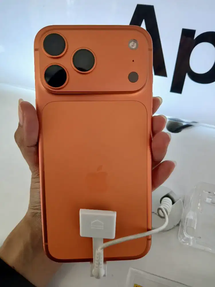 IPHONE 17 PRO MAX 256GB COSMIC ORANGE ID