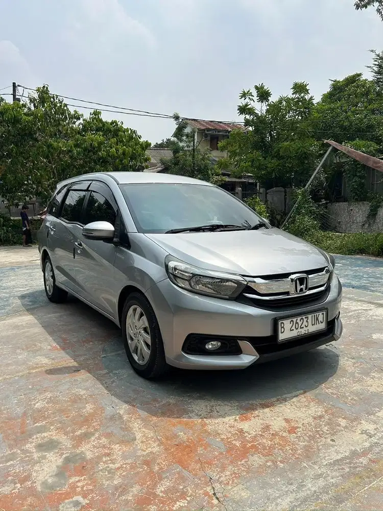 (Cash) Mobilio E CVT 2018